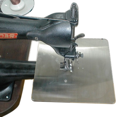 ミシン補助テーブル - DANGUMAN 革用機械・道具 ミシン補助テーブル - DANGUMAN 革用機械・道具