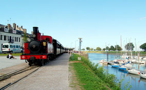 petit-train-de-la-baie-de-somme-entre-le-crotoy-et-saint-valery-sur-somme-hauts-de-france