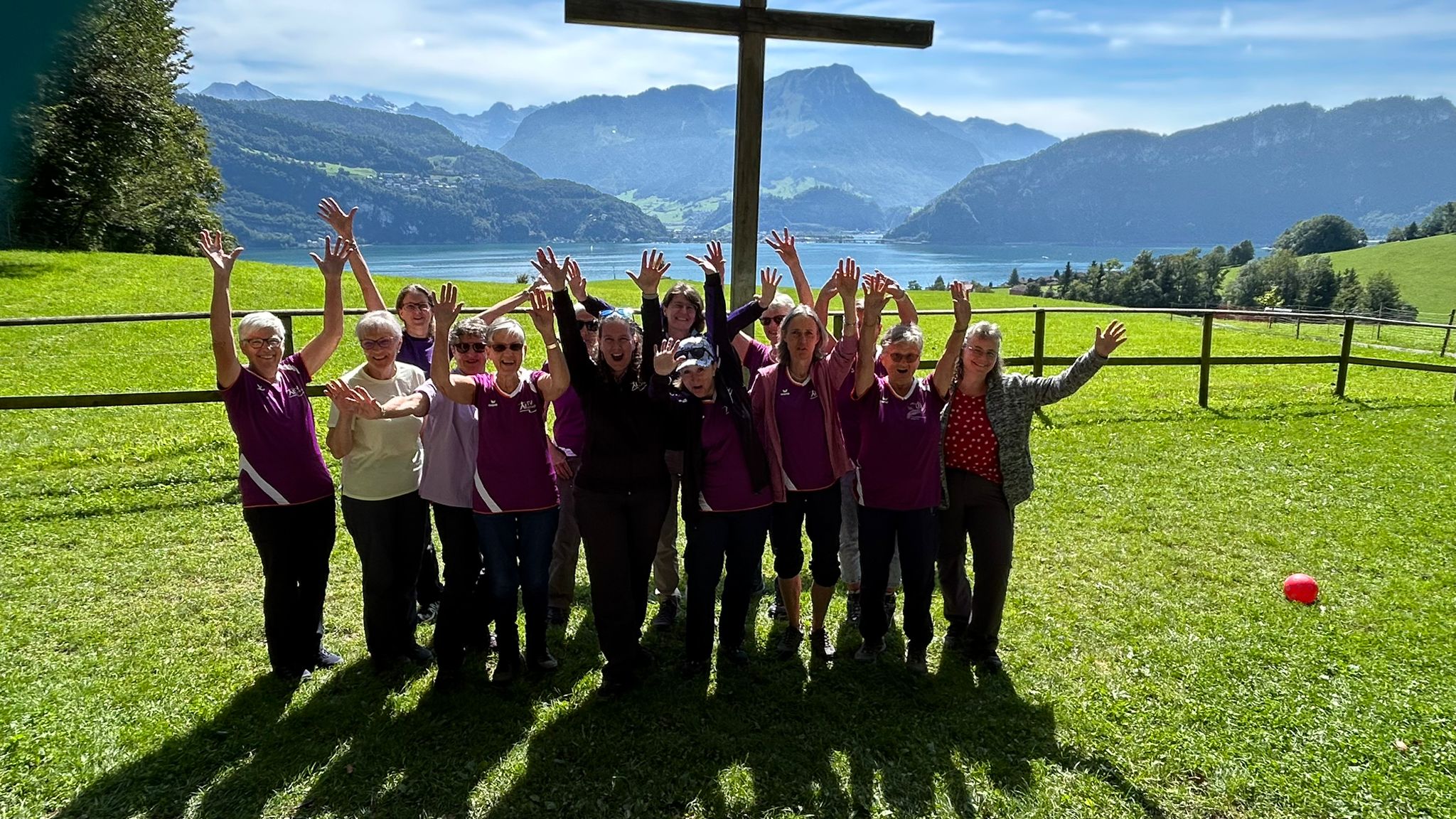 Muntere Frauen unterwegs