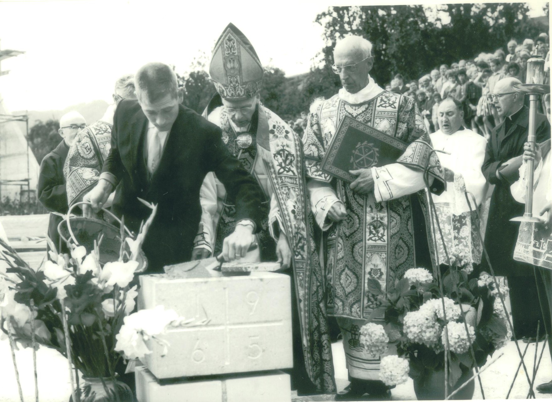 Grundsteinlegung am 5. September 1965