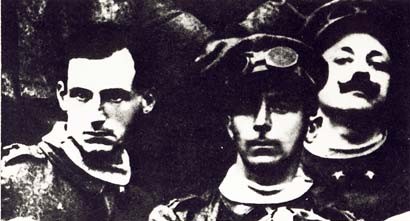 A.Sant'Elia, U.Boccioni, F.T.Marinetti in Uniform der desBattaglione Lombardo Volontari Ciclisti 1914