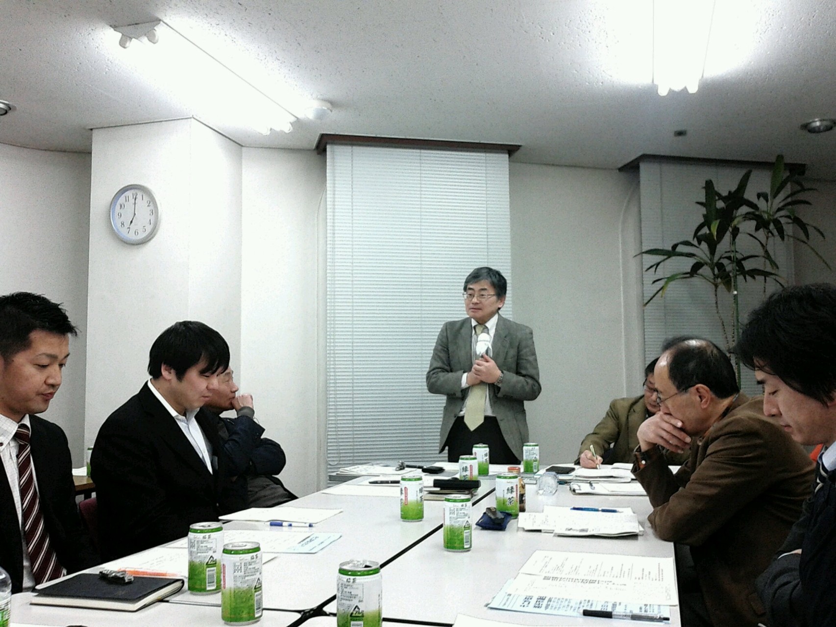2014年2月7日江藤俊昭さんを迎えての学習会「閉塞状況を打開する議会からの政策サイクル」