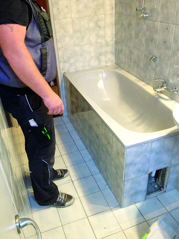 Wanne zur Dusche Badewanne raus Dusche rein Bad Teilsanierung mit System.