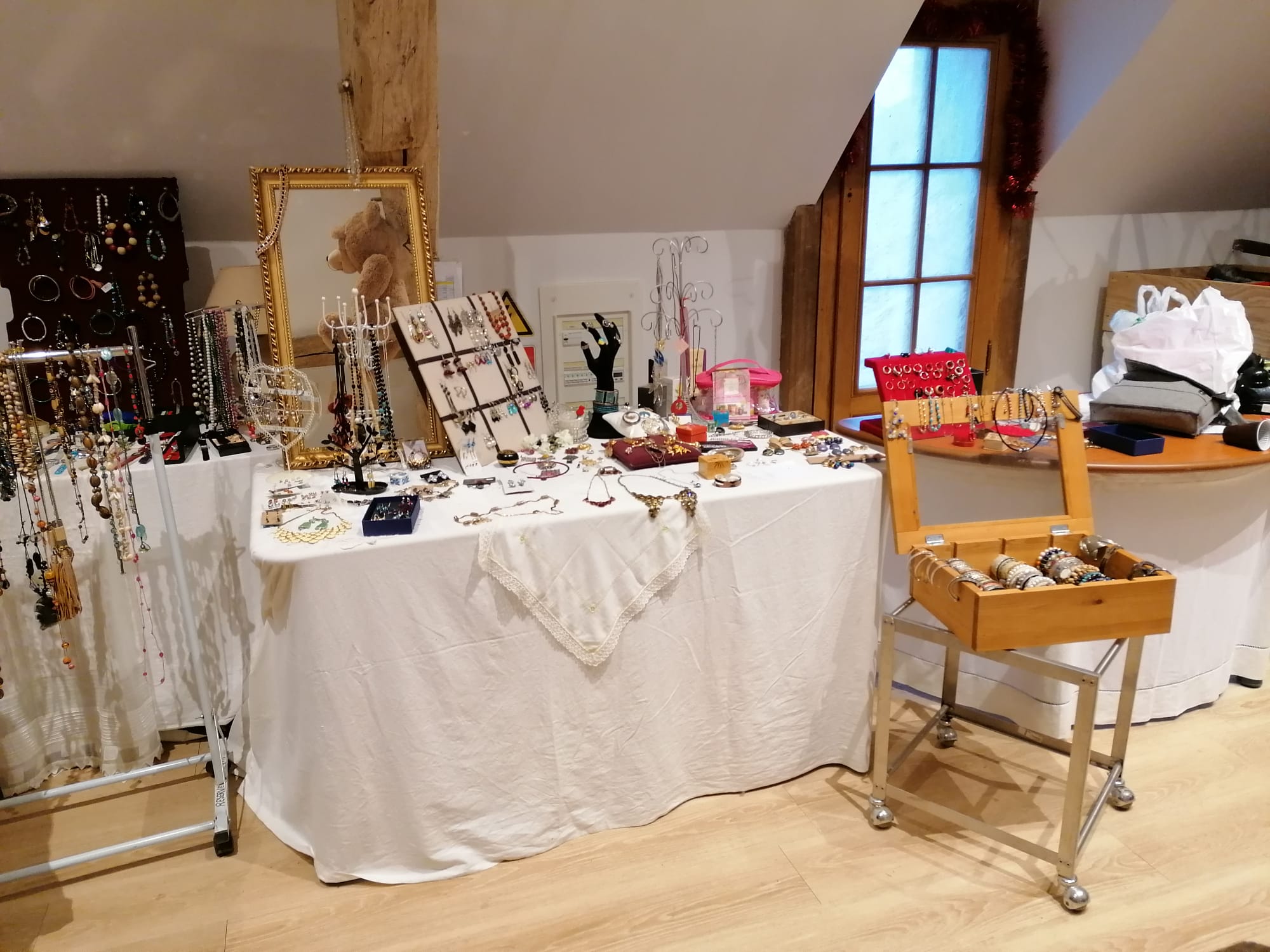 le rayon bijoux fantaisie pour compléter la panoplie