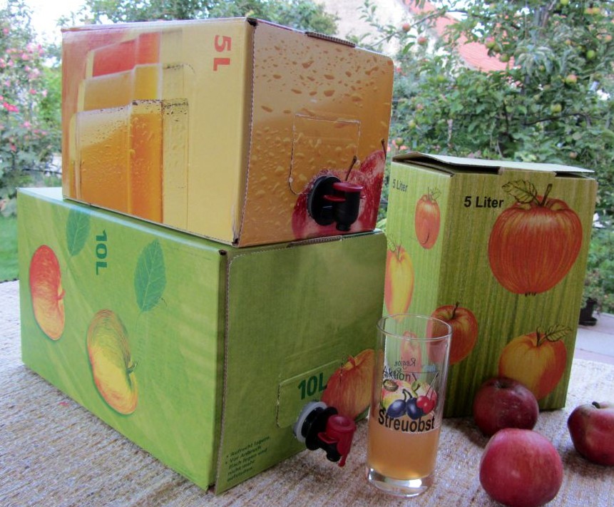 Die fertigen Saftboxen