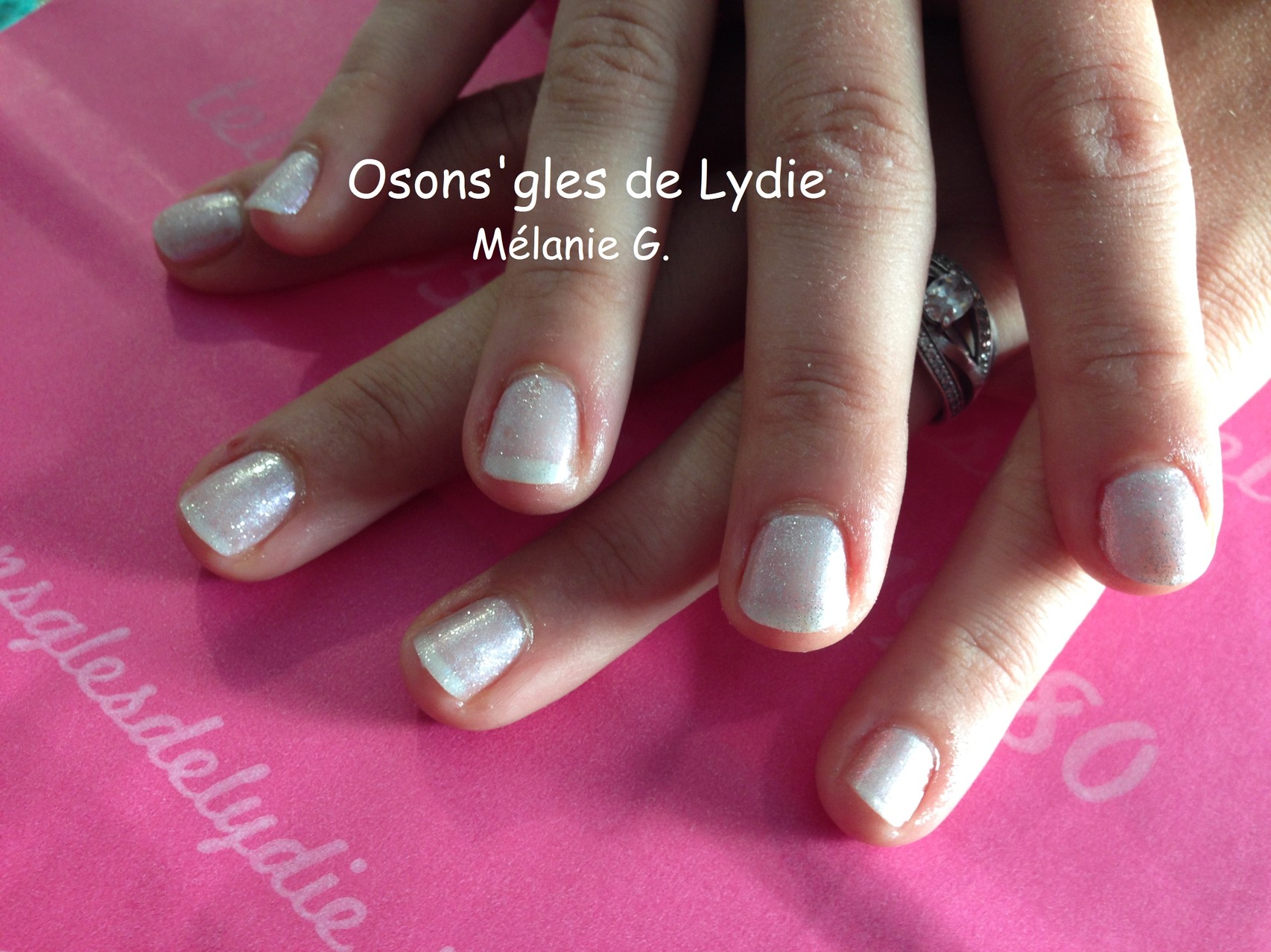 Vernis simple glimmer : Mélanie