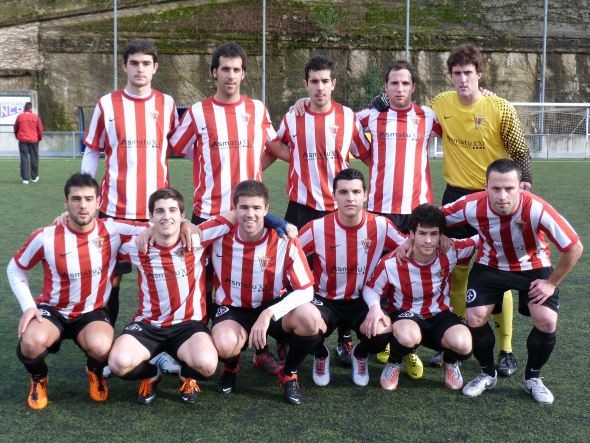 El Pasaia trata de salvar la categoría en su regreso a 3ª División. Foto: www.cdpasajes.wordpress.com