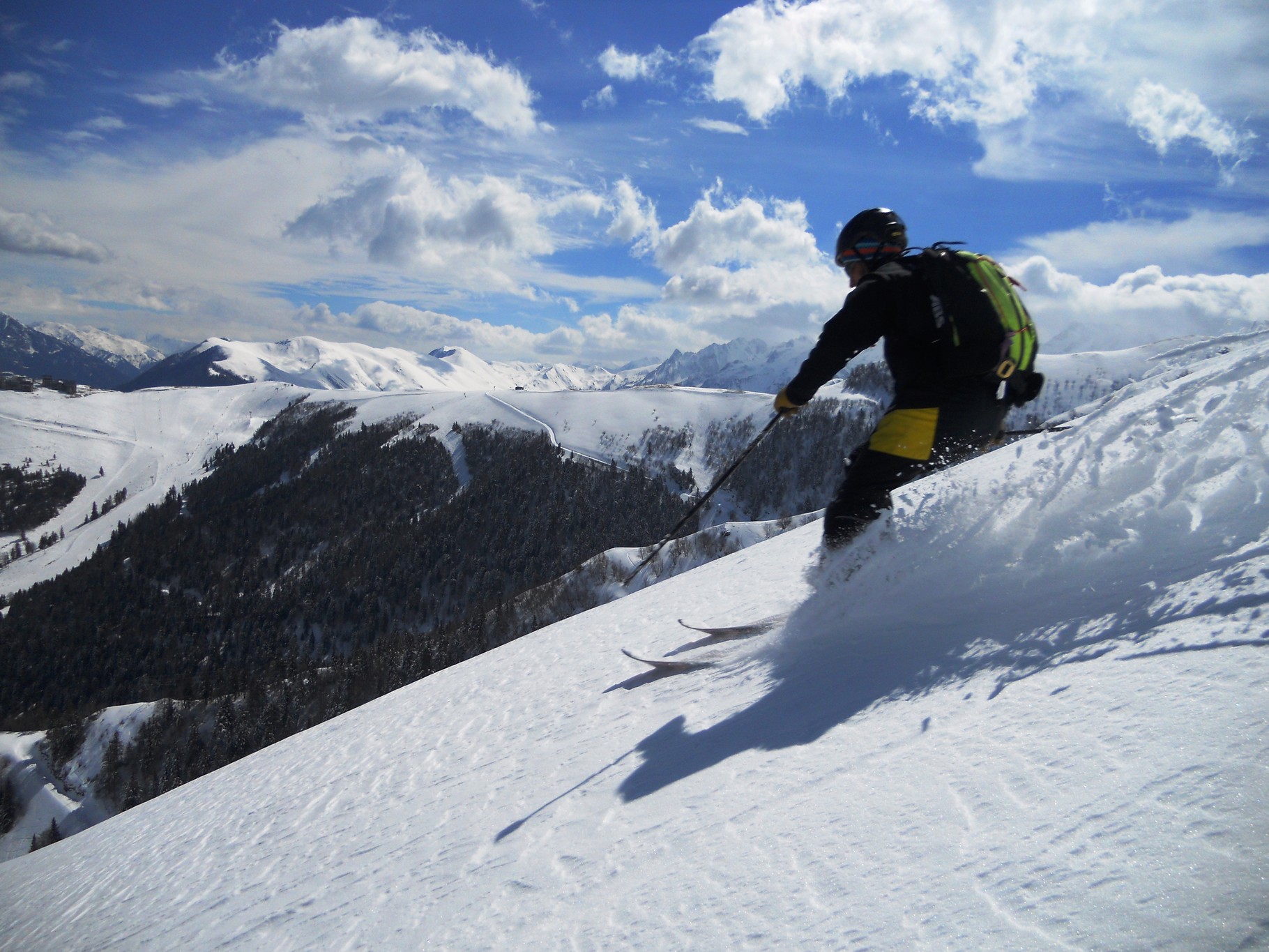 SKI HORSPISTES SUPERBAGNERES Guide haute montagne Luchon Pyrénées alpinisme escalade ski