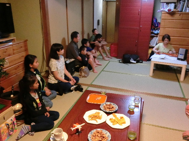 カンボジアの子どもたちの感慨会（稲垣宅にて）