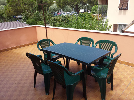 terrazzo a vasca dal soggiorno