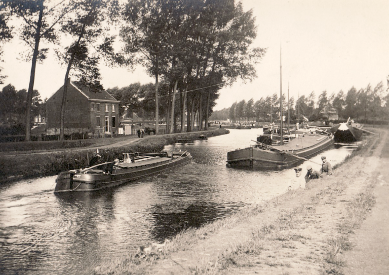 View of the North Holland Canal between Amsterdam and Den Helder, ca.1934