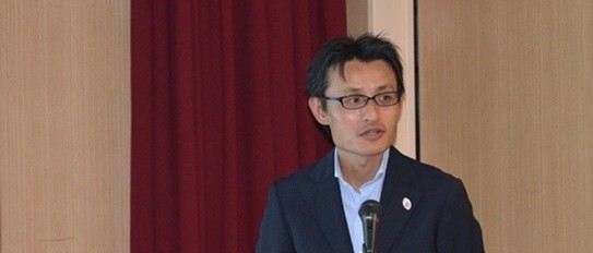 講演中の田代先生