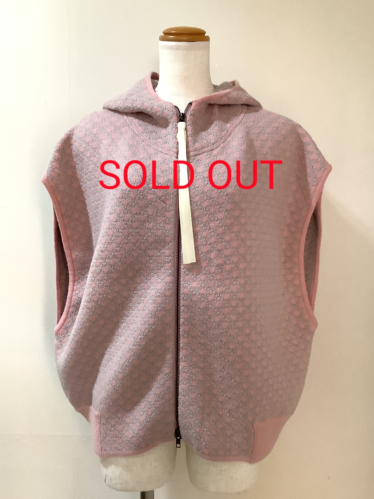 フレックスフォア（flexfore）5−MA3ピンク/グレーブルゾン（フード付）9号  ¥20,900（税込）