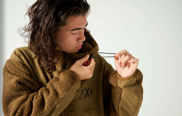 F×P　OUTER