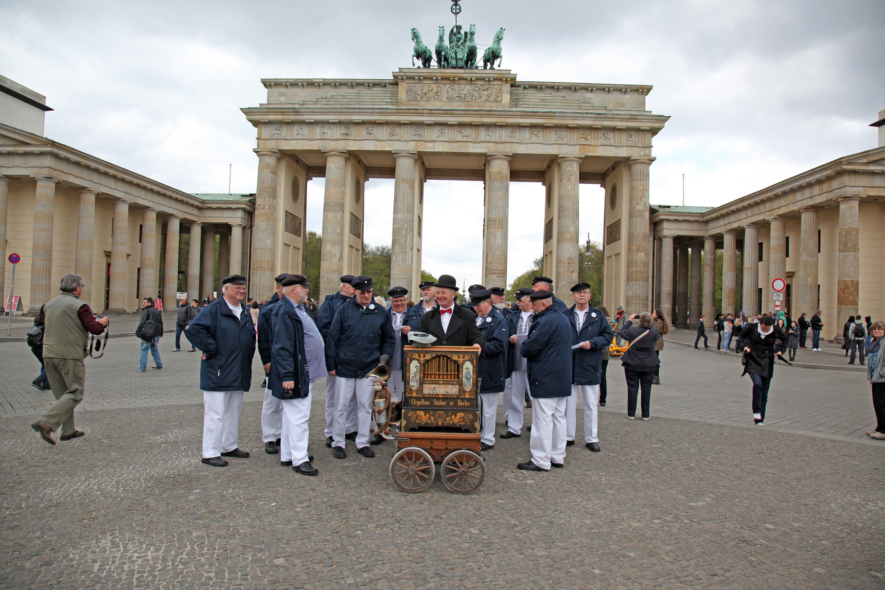 .......Das ist die Berliner Luft......... 