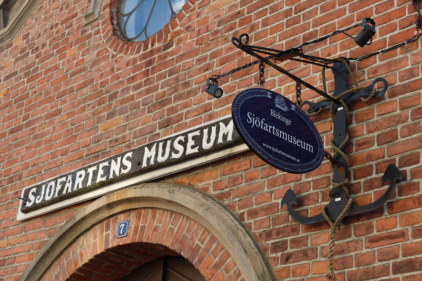 ..das Schifffahrtsmuseum befindet sich in einem alten Tabakmagazin..