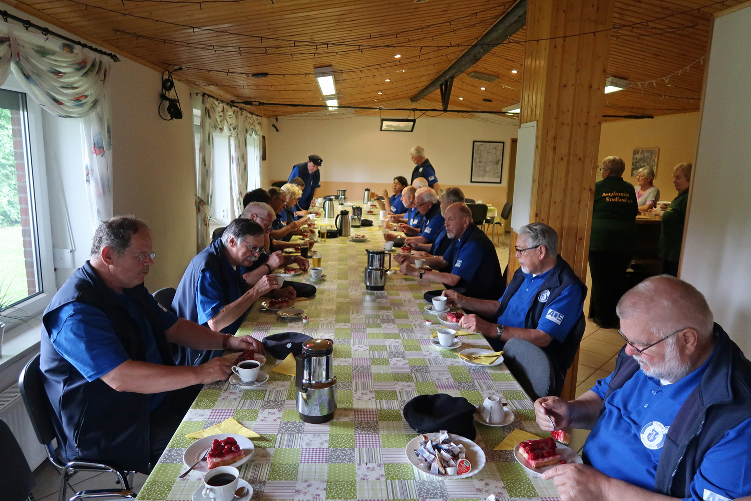 Lecker Kuchen und Kaffee gab es auch