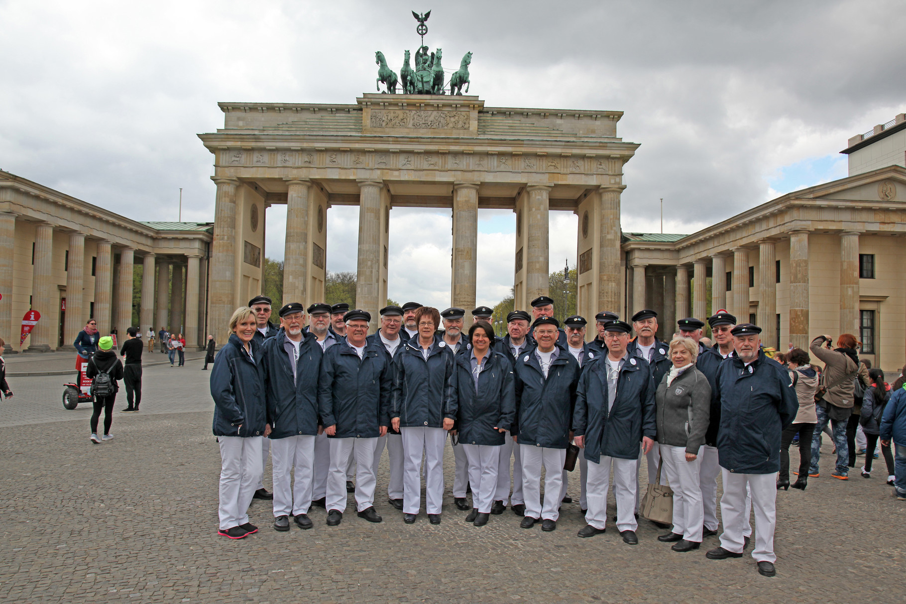 Am Brandenburger Tor sangen wir...............
