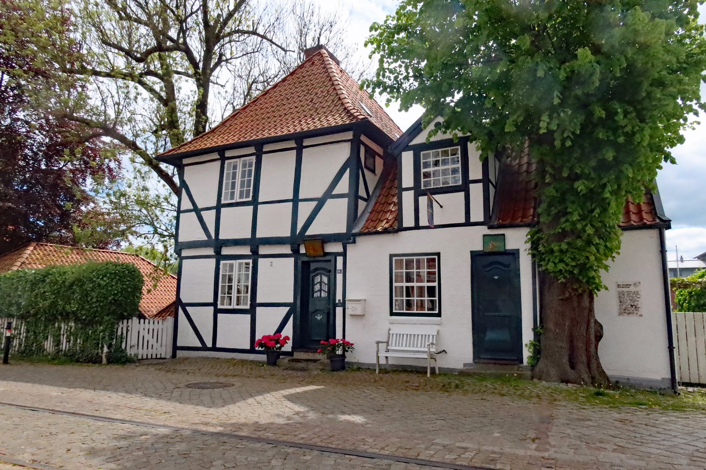 ..Das Königliche Brückenhaus wurde 1635 erbaut..