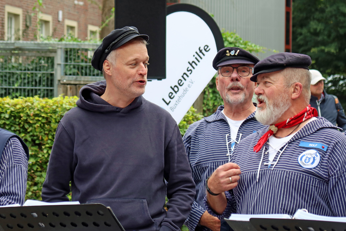 ..sang Nils Klensang mit..