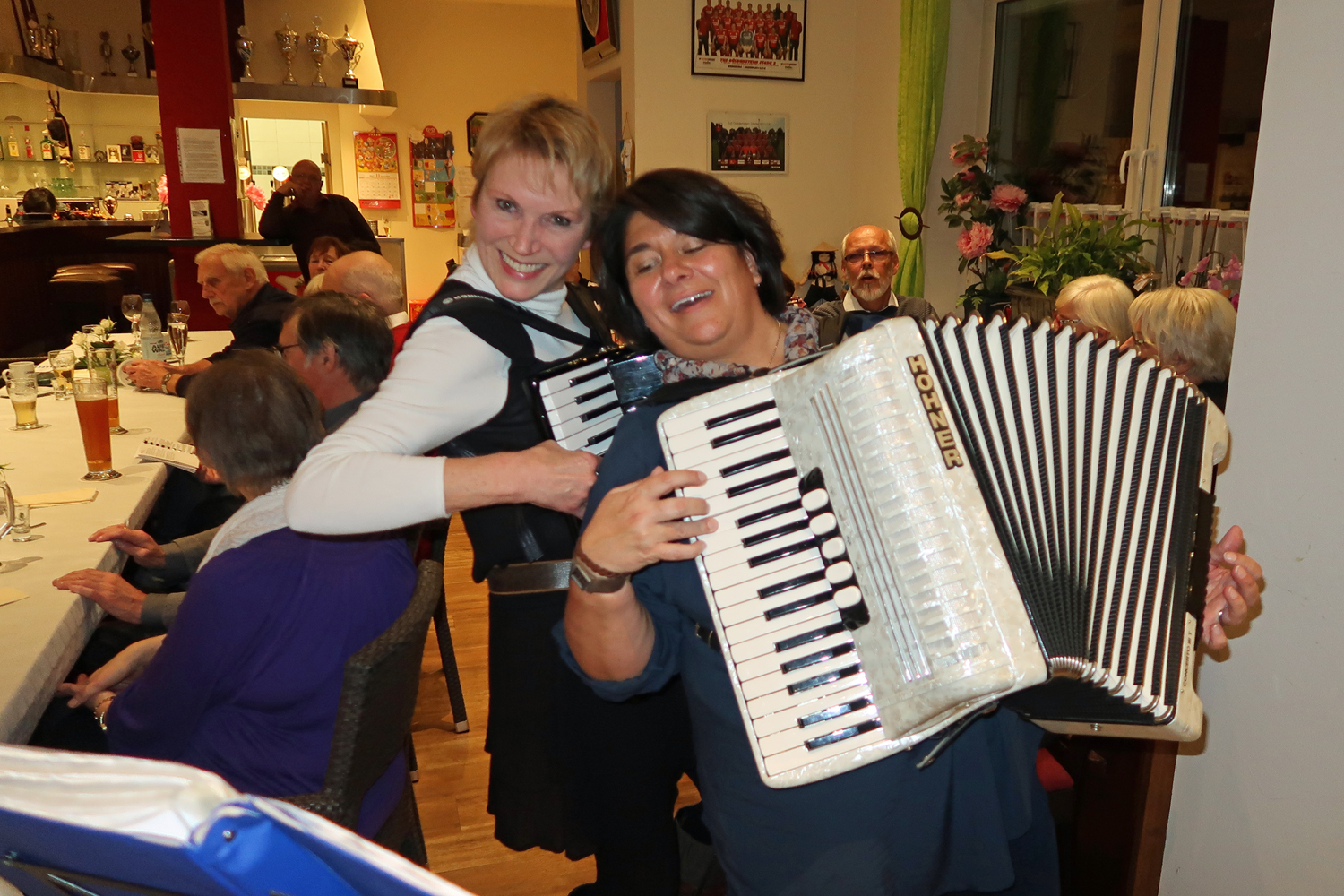 ....Sabine und Silke....