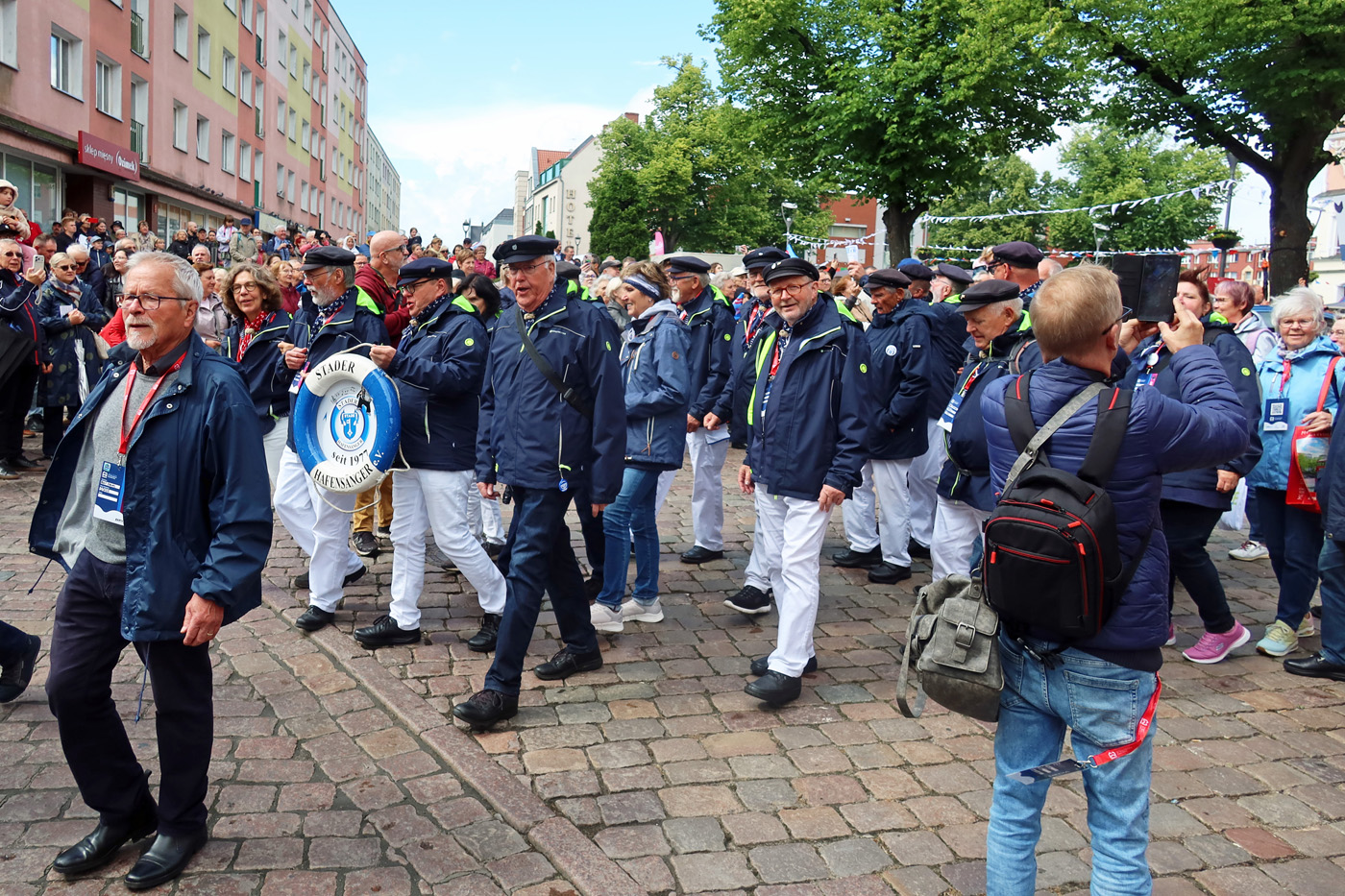 ..15:30 Uhr - Abschlussparade..
