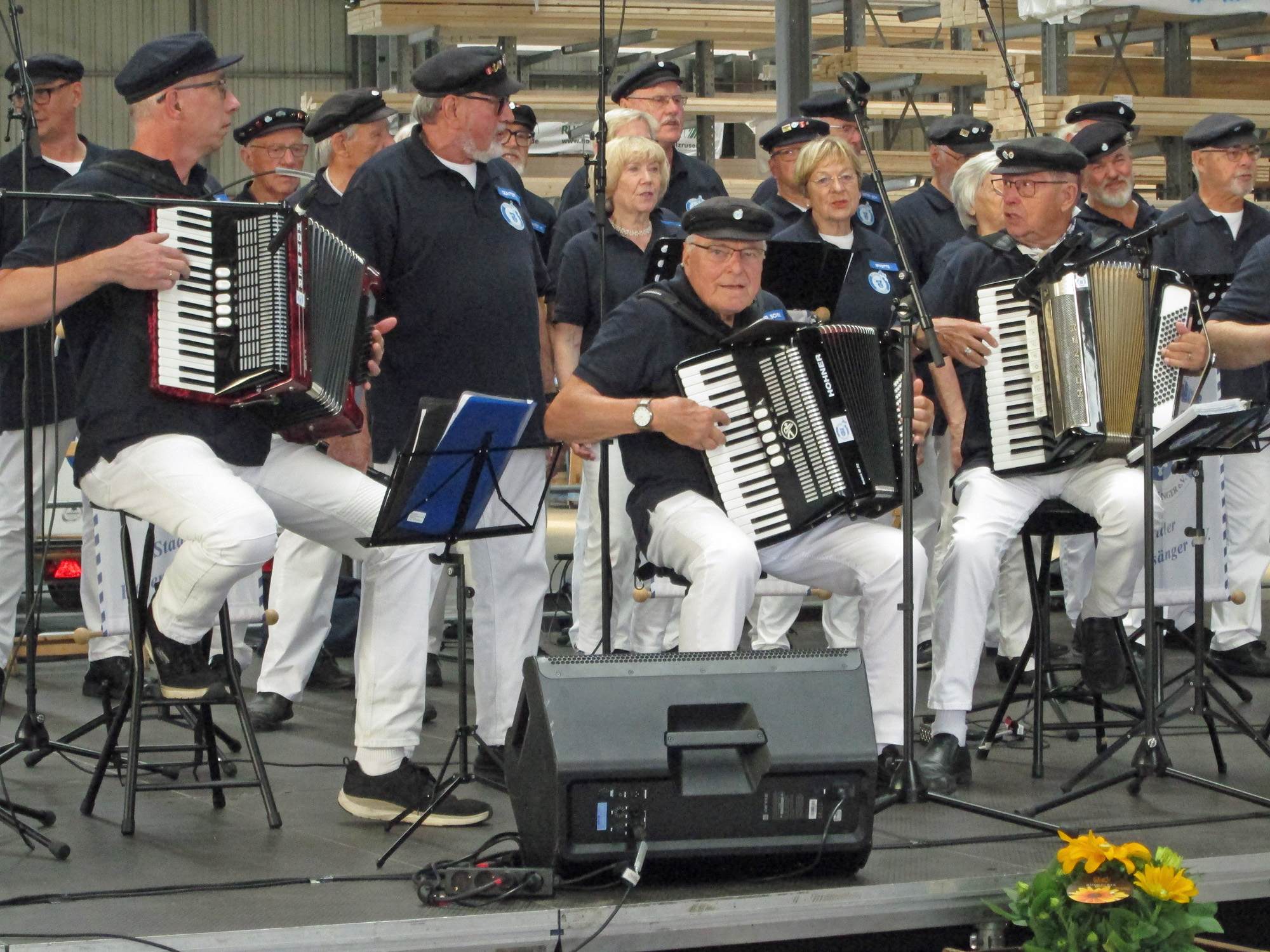 ..und Günter singt das Lied "An der Nordseeküste"..