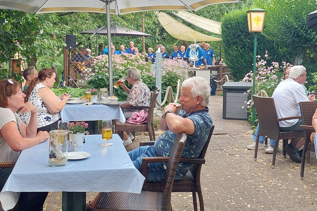 ..es war ein sehr schöner Auftritt.