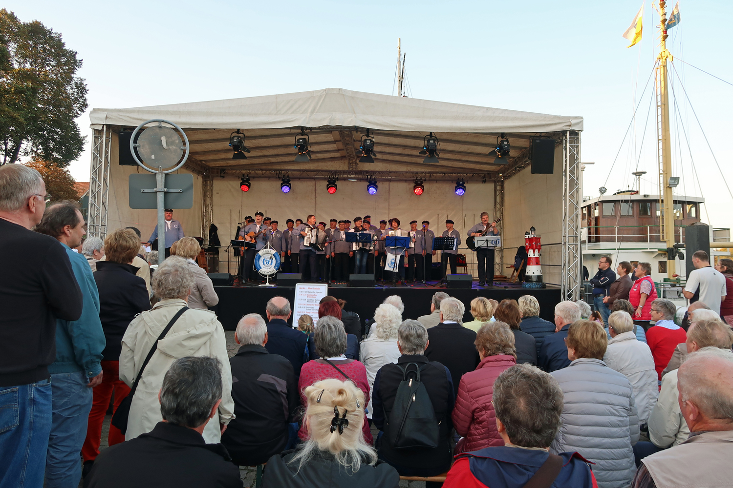 15.10.2017 - Bühne am Stadthafen
