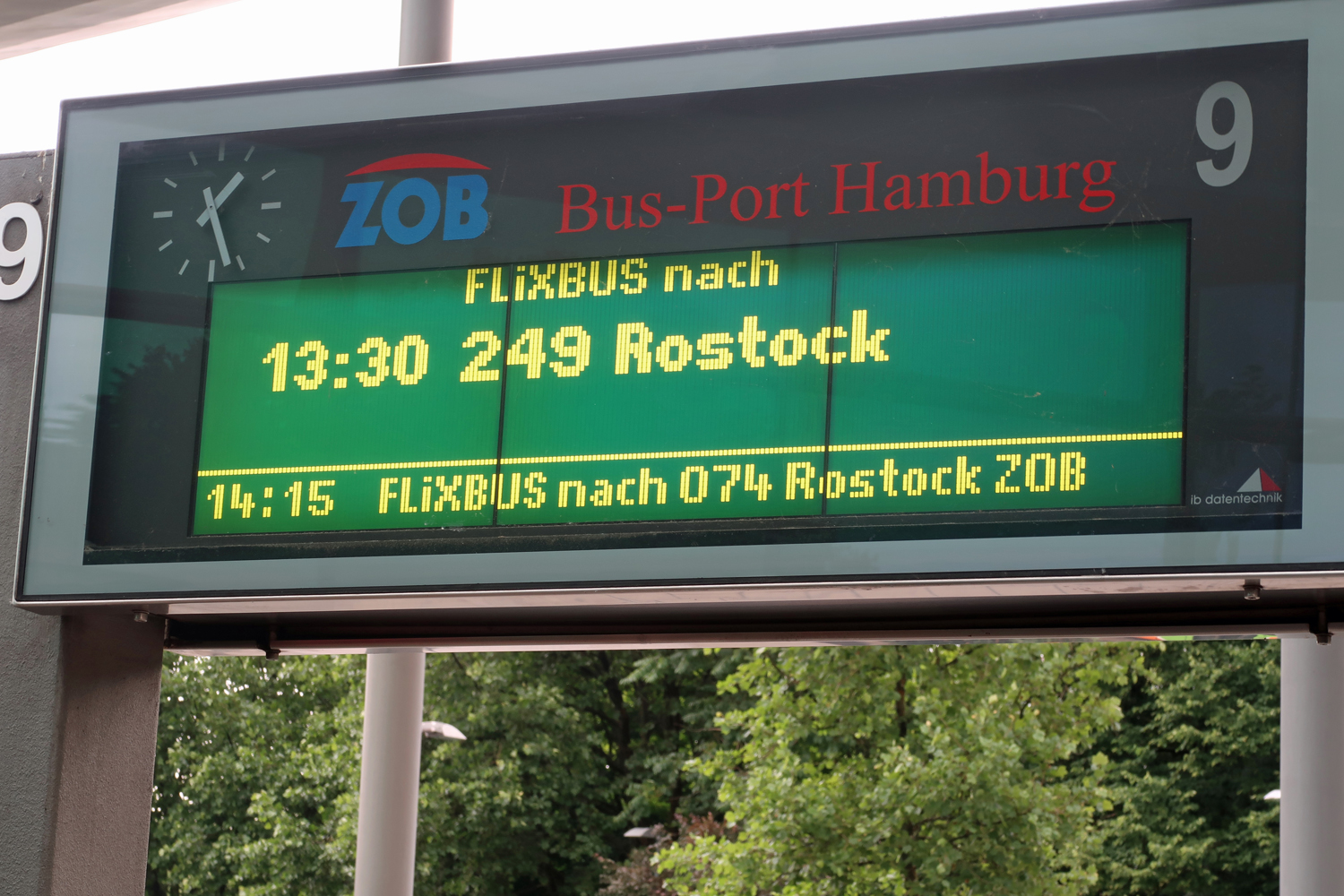 21.06.2018 - Es geht los. Wir fahren mit dem FLIXBUS von Hamburg nach Rostock.....