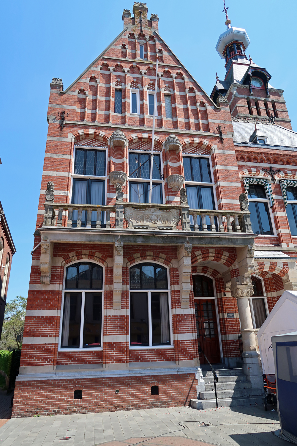 ...Rathaus....