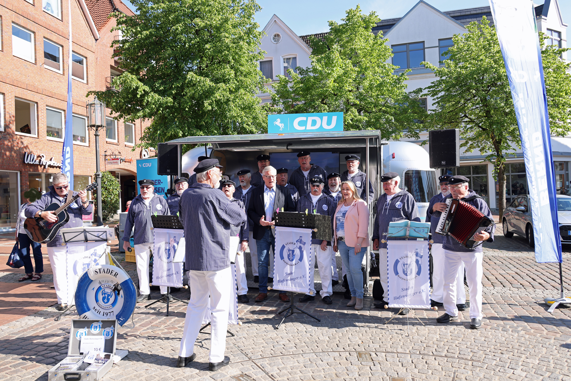 ...Nimm uns mit Kapitän, auf die Reise (Potpourri)... 