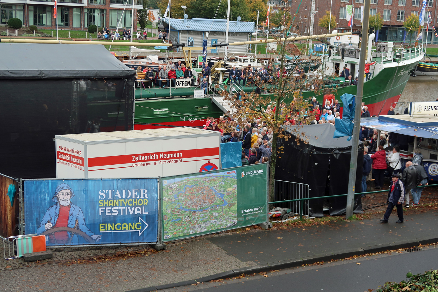 .....Stadthafen - Stade----