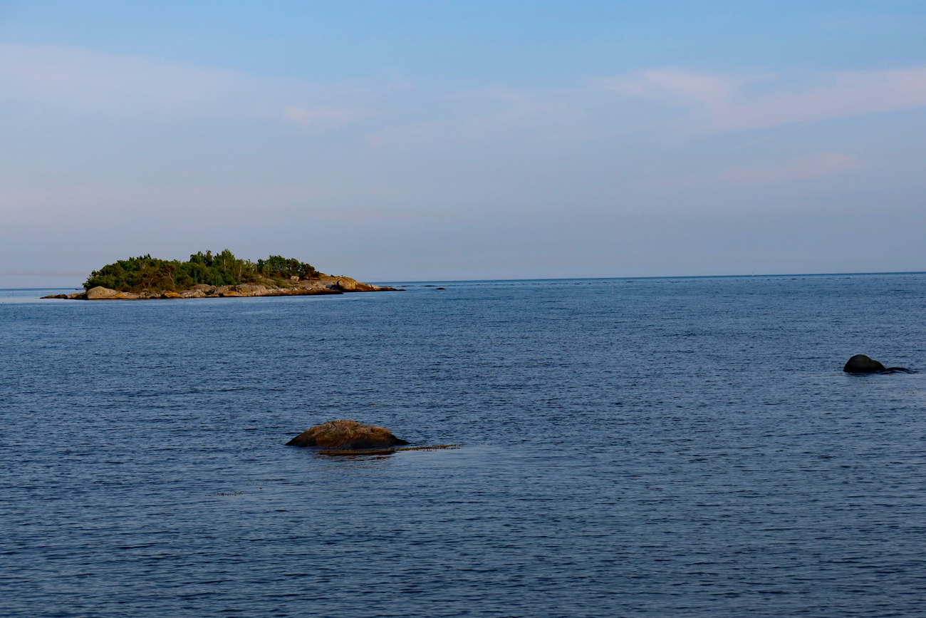 ..am Wasser entlang (11 KM)..