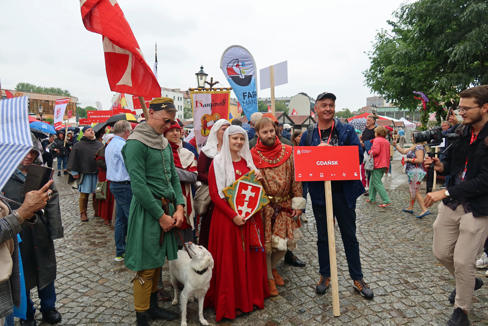 ..es folgt die Abschlussparade - Gruppe Danzig..
