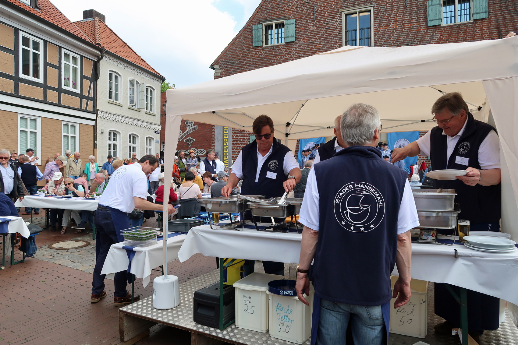Die Brüderschaften waren voll im "Einsatz"