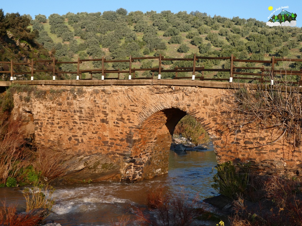 Puente Romano Río Montizón (río Montizón)