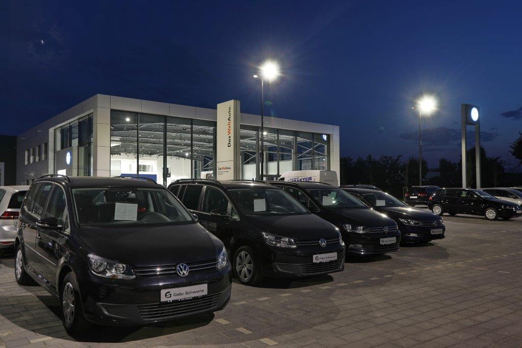 Autohaus Gebr. Schwarte Lübbecke / Montage und Inbetriebnahme der Außenbeleuchtung 