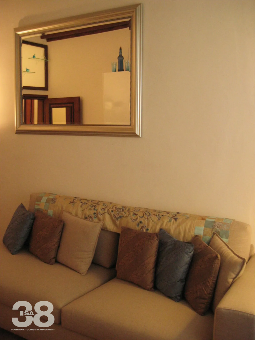 SA38 | «The Dome» Florence Apartment for Professor, Families and students. For medium, long term stay.
