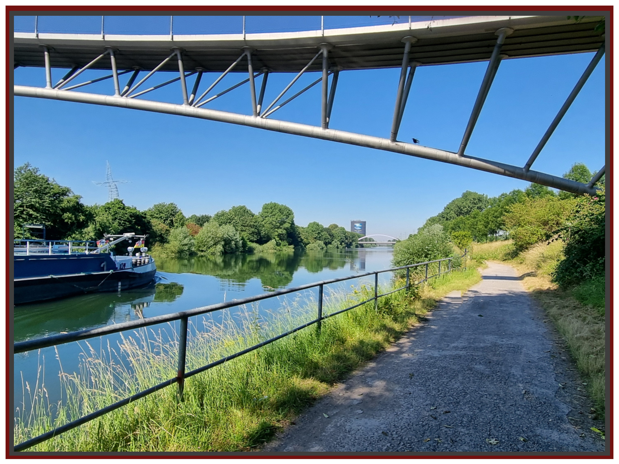 Radweg am Rhein Herne Kanal in Oberhausen