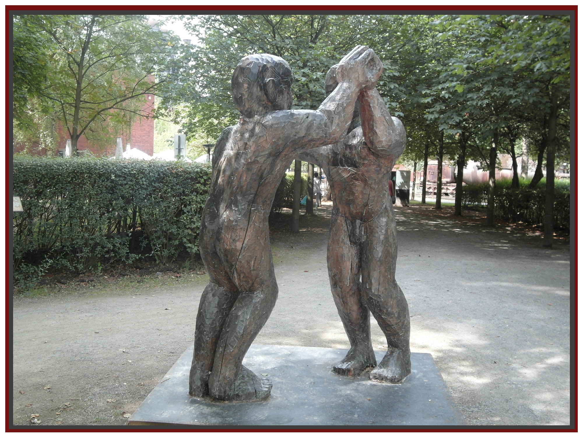 "Junge und Junge" von Michael Schmeling (Landschaftspark Duisburg)