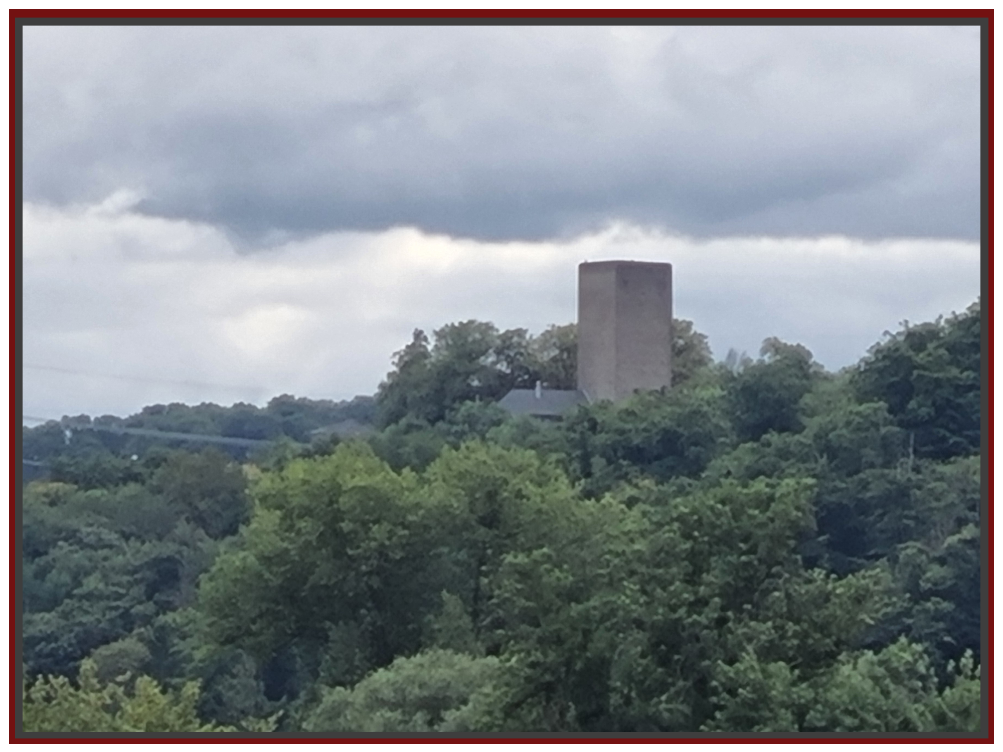Burg Blankenstein Hattingen ( Erhebung 70m plus 30m Turm)