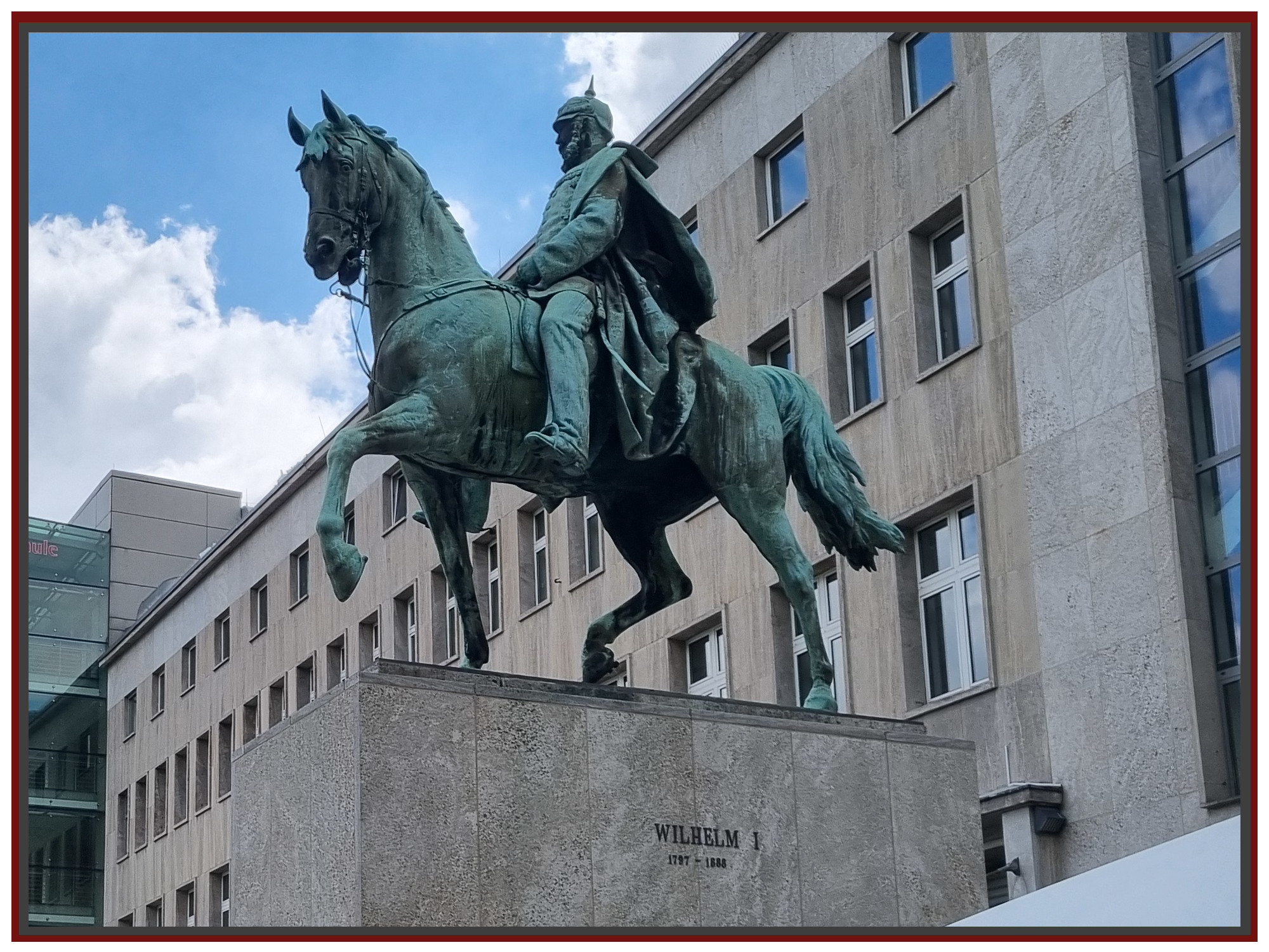 "Kaiser-Wilhelm-Denkmal" von Hermann Volz (Essener Innenstadt)