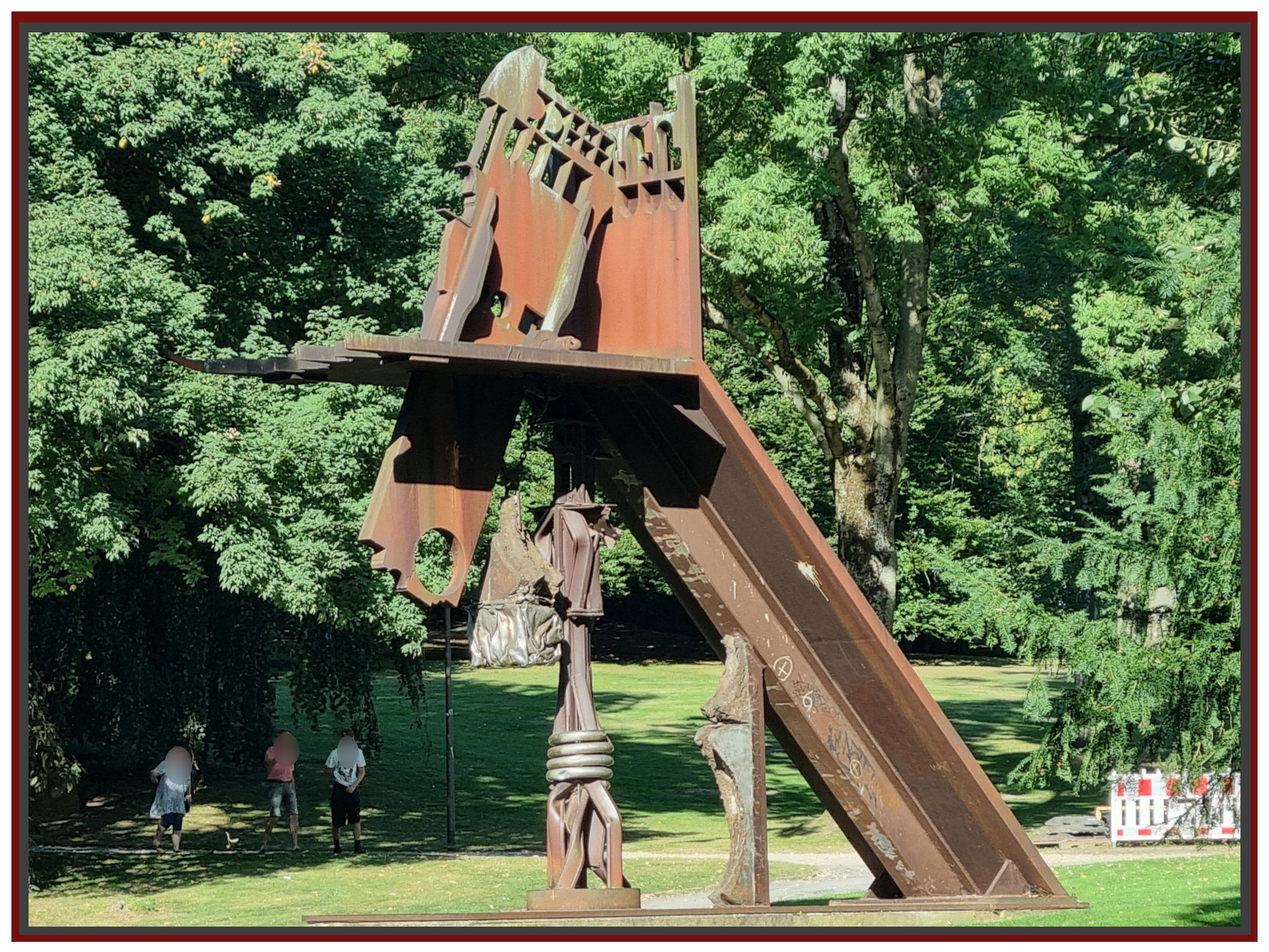 "Iron Report" von Aleš Veselý (Stadtpark Bochum)