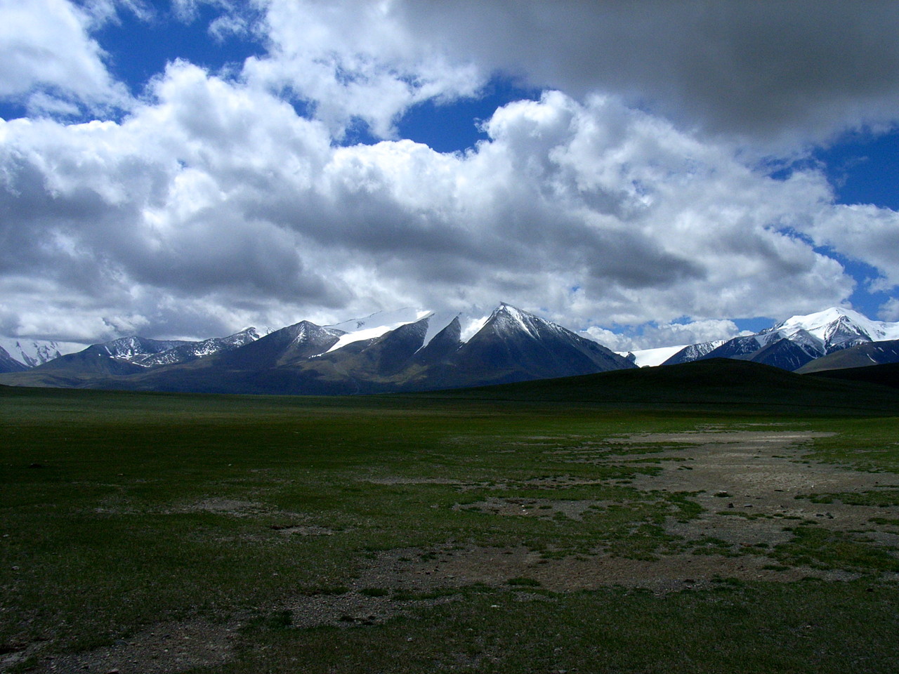 Les monts du Tsambagarav