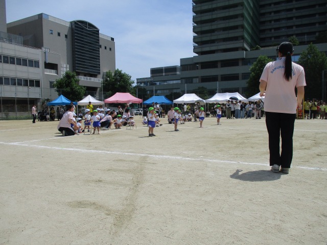 2歳児かけっこ「RUN♪RUN♪スマイル」