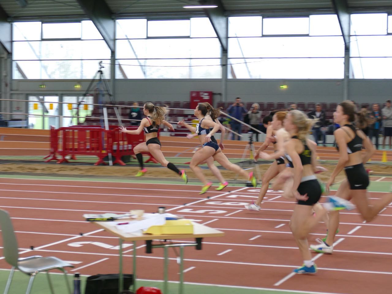 60m Finale WJU18: 1. Sophie Bleibtreu (Bahn 6), 4. Anna Clara Sturm (Bahn 5)