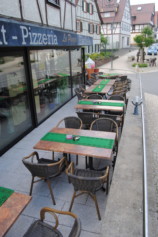 Terasse - Das Deckenpfronner Restaurant: „Restaurant, Pizza und Eis in