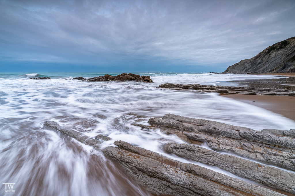 Nun zum Geopark. Fans klassischer Seascapes kommen hier voll auf ihre Kosten… (B1889)