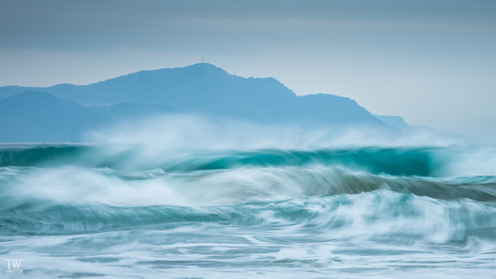 Der schöne Swell inspirierte mich zu einigen abstrakten Aufnahmen… (B1886)